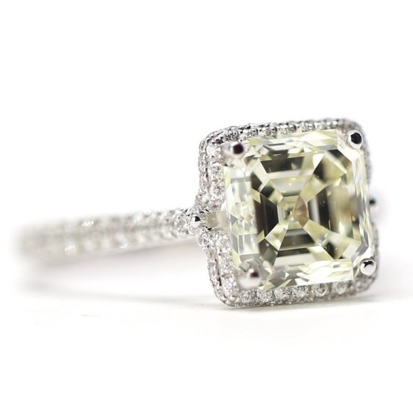 4.23 carat 18k Gold Asher Cut Diamond Halo Ring